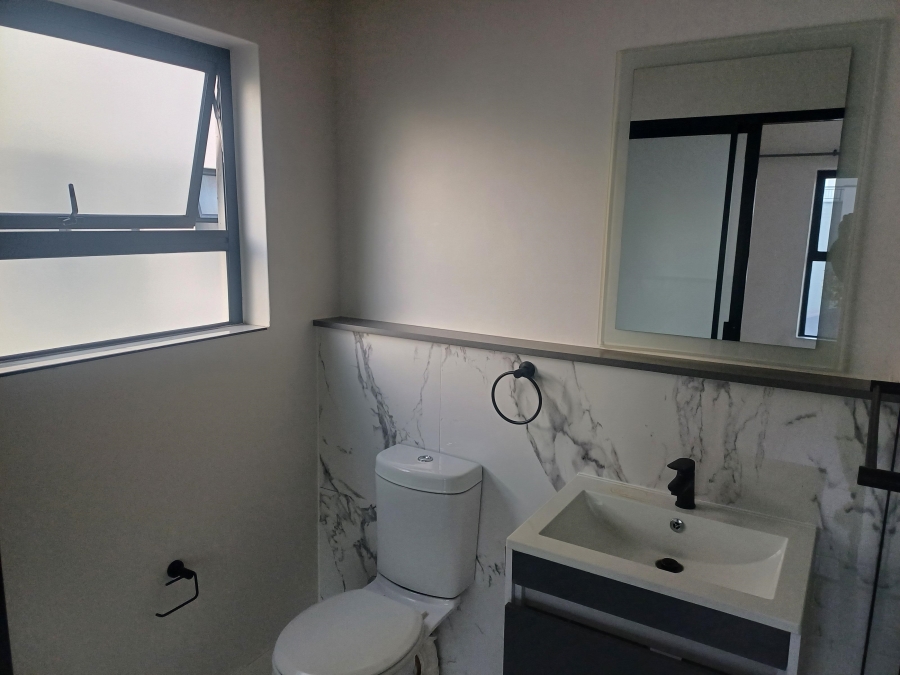 To Let 1 Bedroom Property for Rent in Croydon Western Cape
